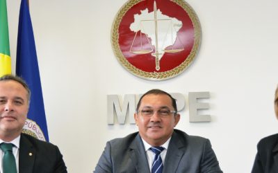 Corregedor e ouvidora-geral do MPPE tomam posse