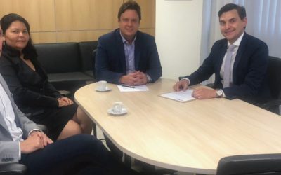 APPE entrega relatório de visitas e formaliza parceria