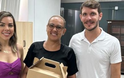 APPE entrega cestas natalinas